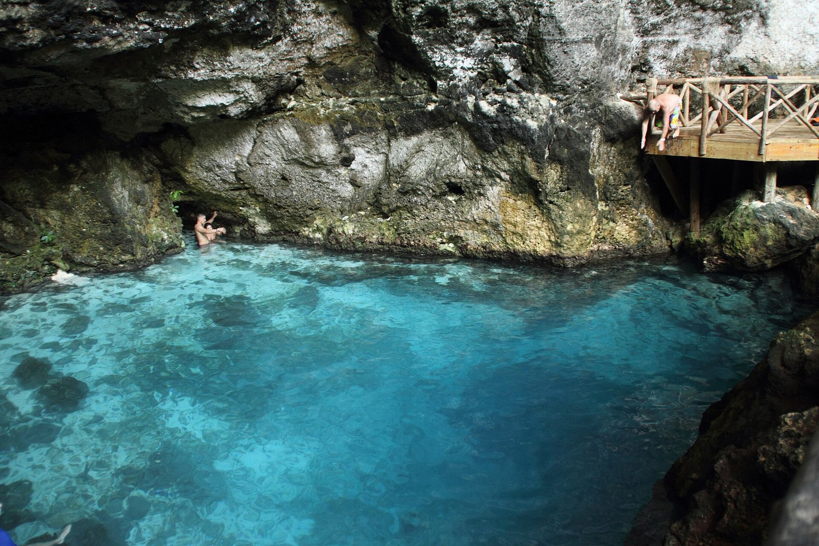 Scape Park & Hoyo Azul Cenote